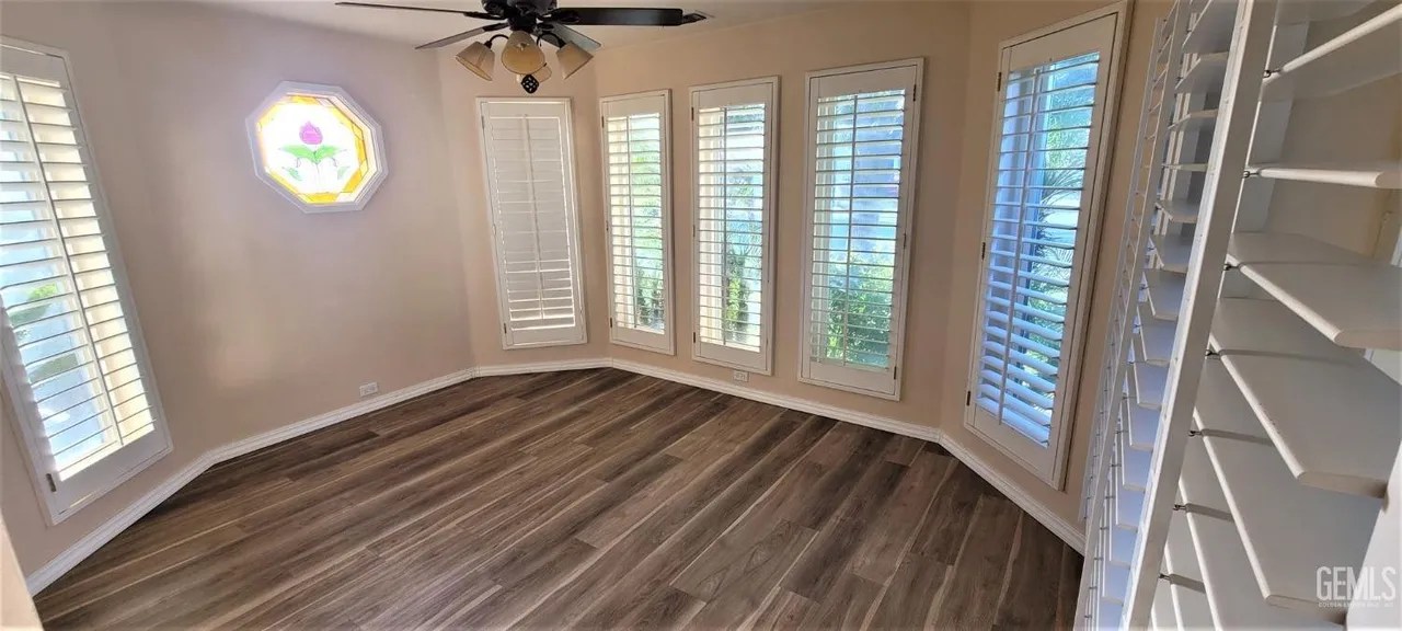 1814 Montgomery Ln, Delano, CA 93215