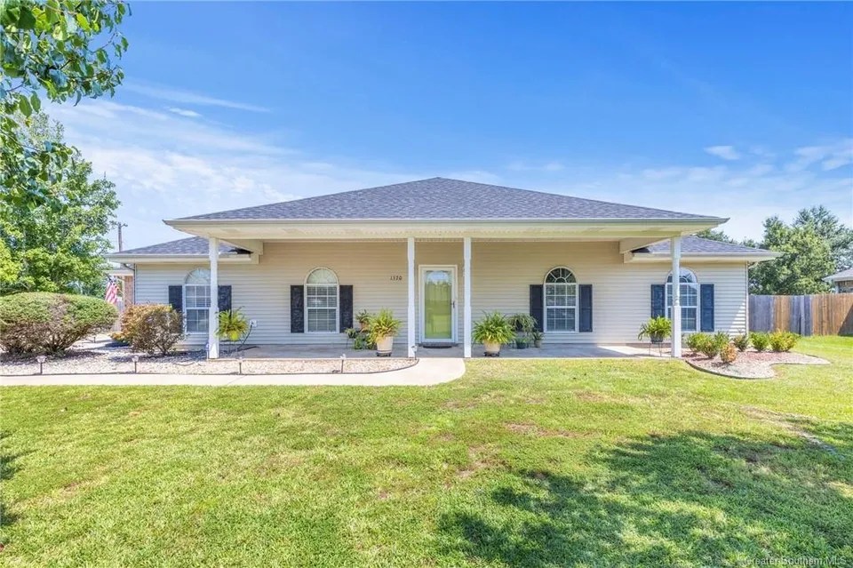 1570 Siouxan Dr, Lake Charles, LA 70611 249,000