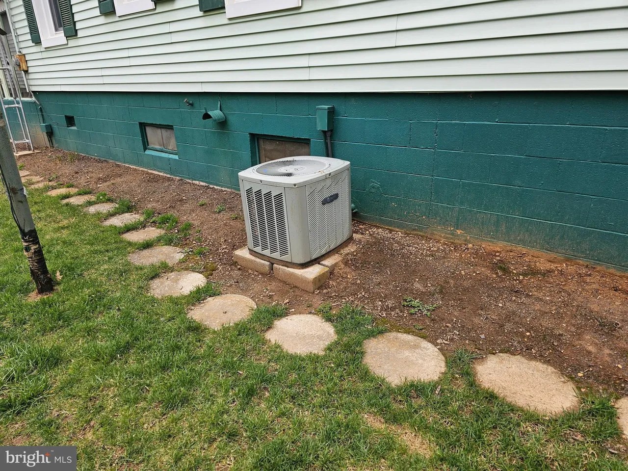 For Sale 9732 Garis Shop Rd, Hagerstown, MD 21740