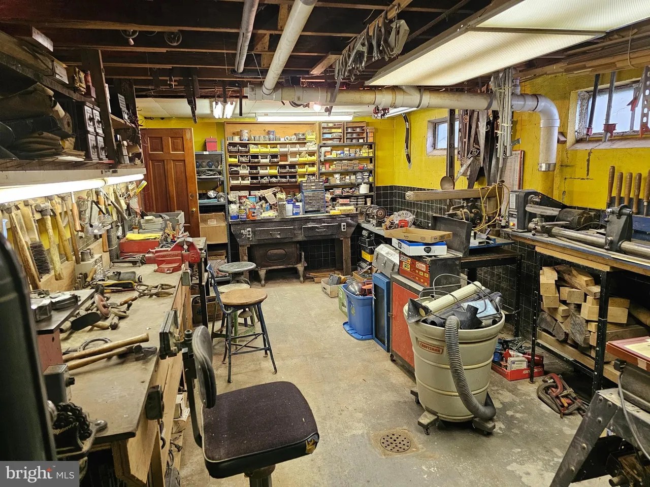 For Sale 9732 Garis Shop Rd, Hagerstown, MD 21740