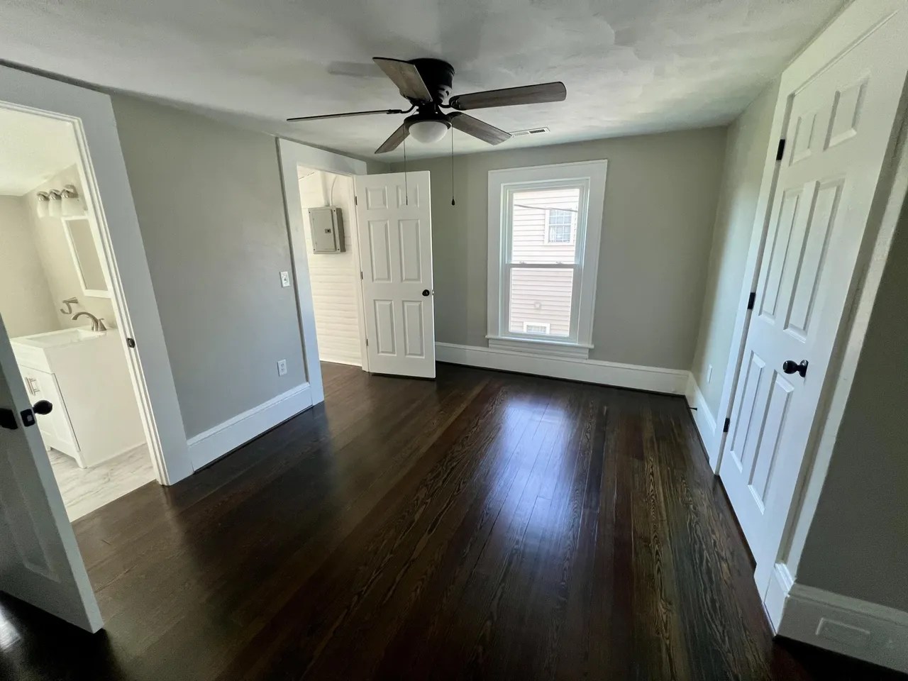 For Sale 209 Lakehurst Ave, Salem, VA 24153