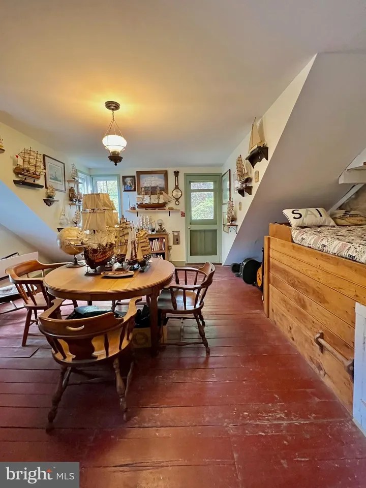 For Sale 9754 Easton Rd, Kintnersville, PA 18930