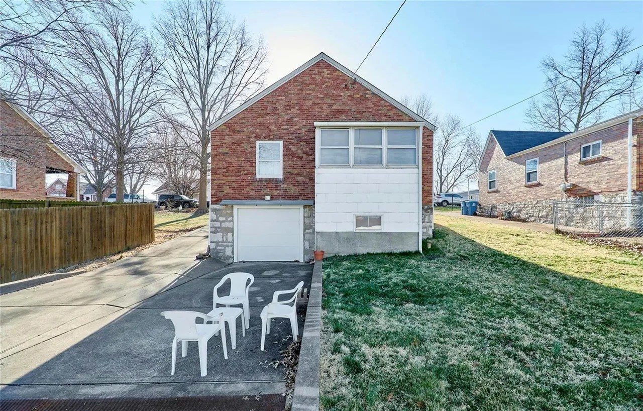 For Sale 745 Pardella Ave, Saint Louis, MO 63125
