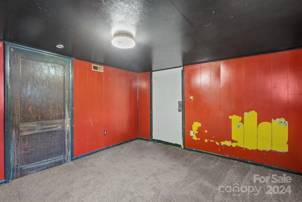 259 Riverview Church Rd, Asheville, NC 28806