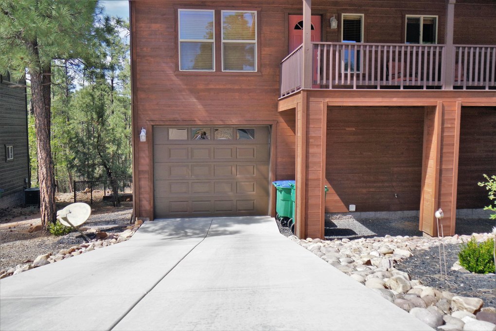 1040 E Cedar Ridge Run, Show Low, AZ 85901