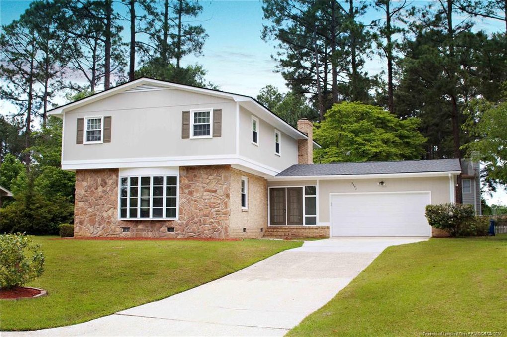 3352 Jura Dr, Fayetteville, NC 28303