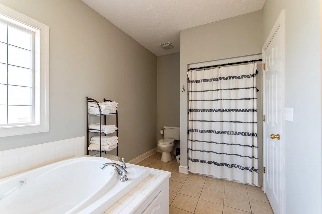 4970 Highway 57 E, Michie, TN 38357
