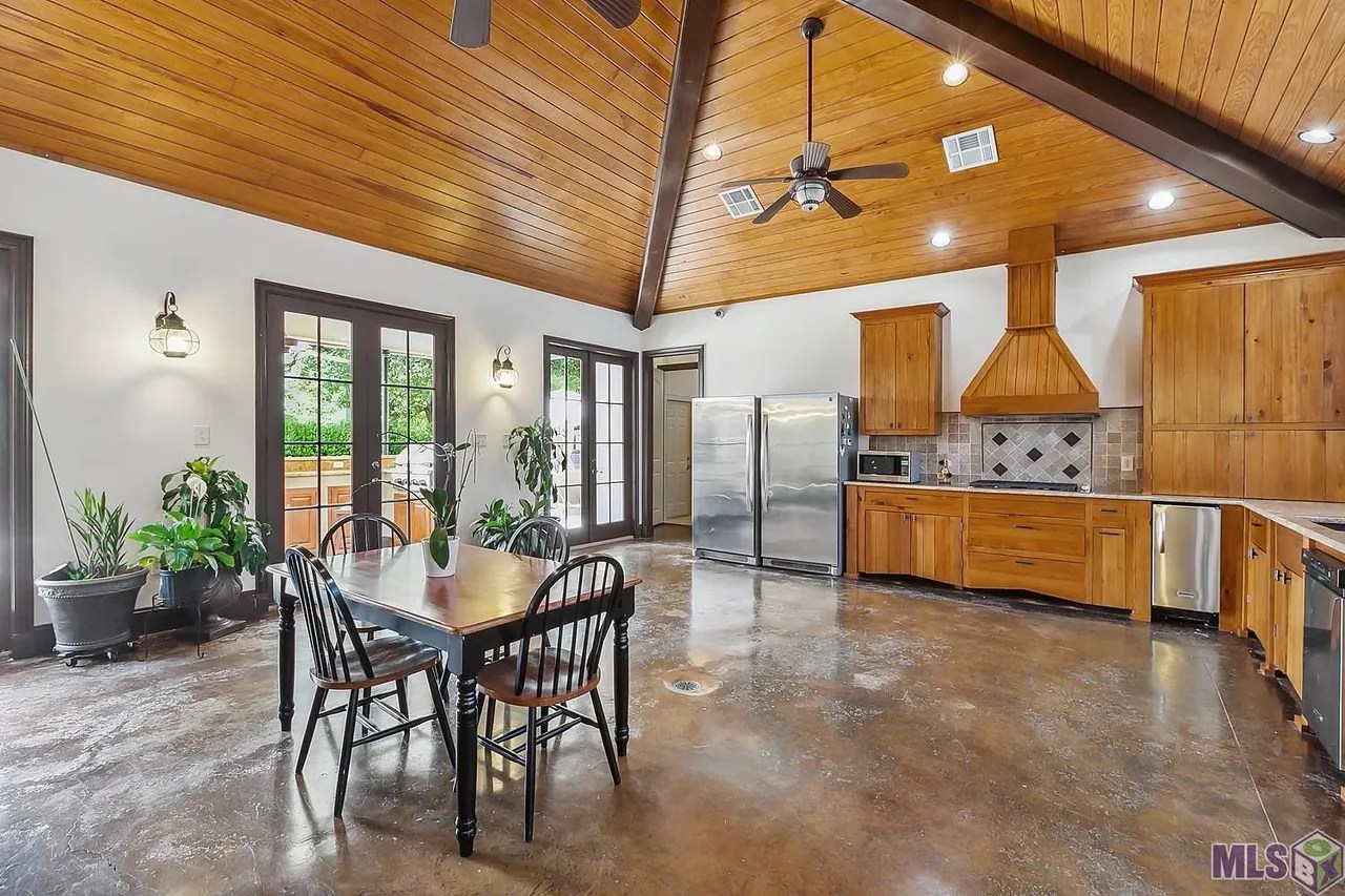 14041 Kimbleton Ave, Baton Rouge, LA 70817