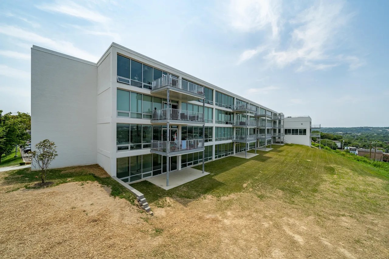 120 Main St Apt 211, Newport, KY 41071