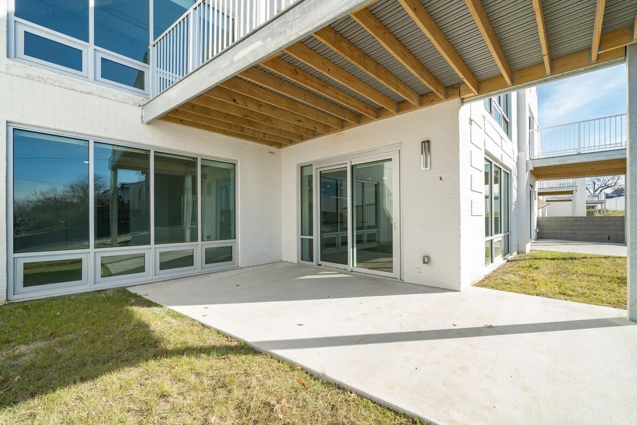 120 Main St Apt 211, Newport, KY 41071