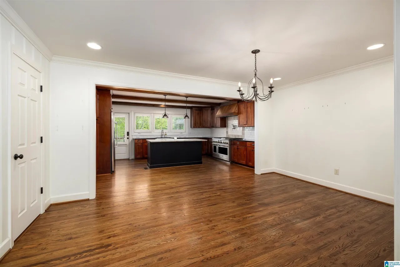 664 Montgomery Dr, Oneonta, AL 35121