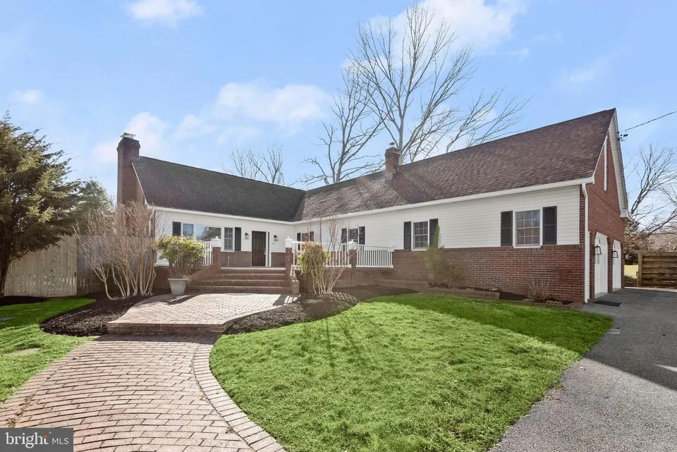 1320 Generals Hwy, Crownsville, MD 21032