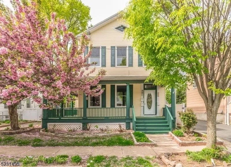 380 Seminary Ave, Rahway, NJ 07065