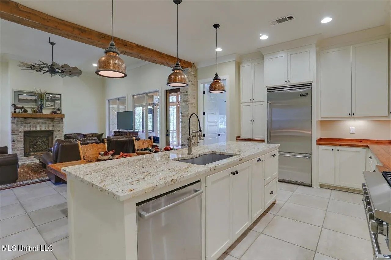 For Sale 521 Viewpointe Way, Clinton, MS 39056