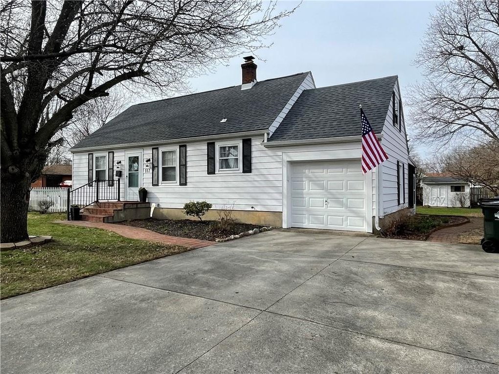 117 Wolf Ave, Englewood, OH 45322