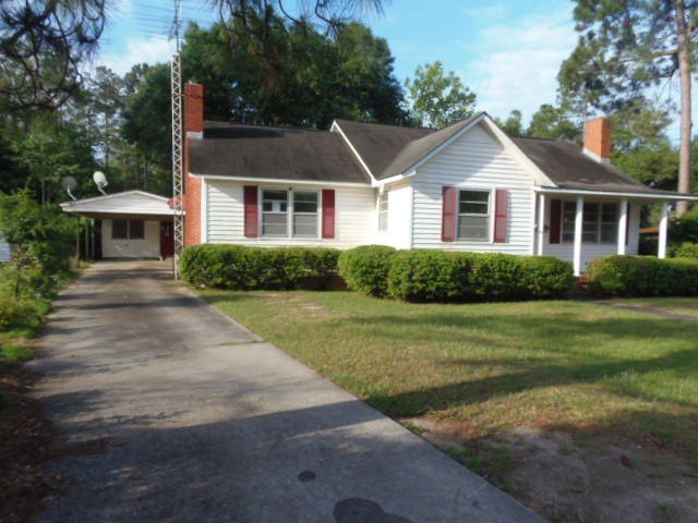 405 Williamsburg Dr, Kingstree, SC 29556