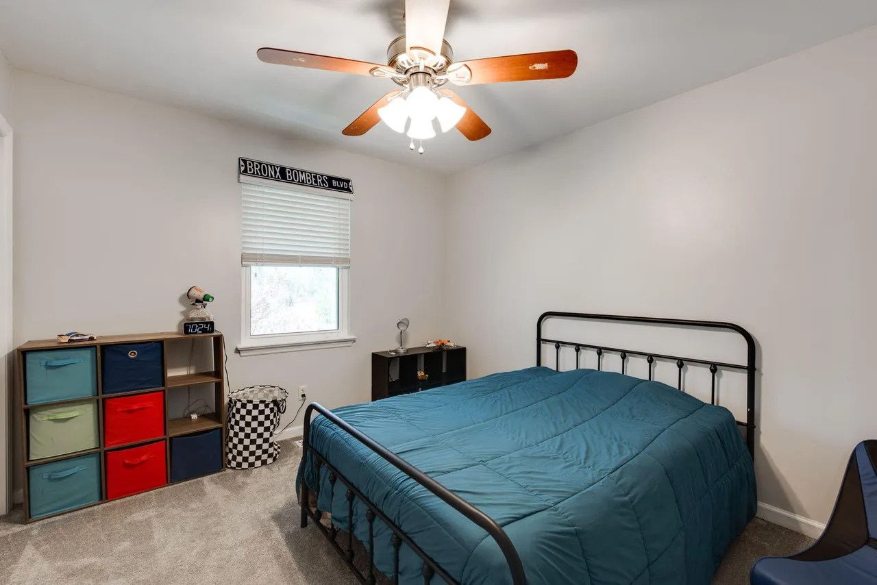 7017 Sandy Cove Dr, Harrison, TN 37341