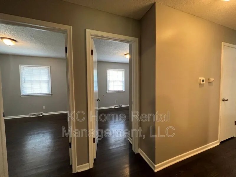 6708 W 71st Ter, Overland Park, KS 66204 Home for Rent