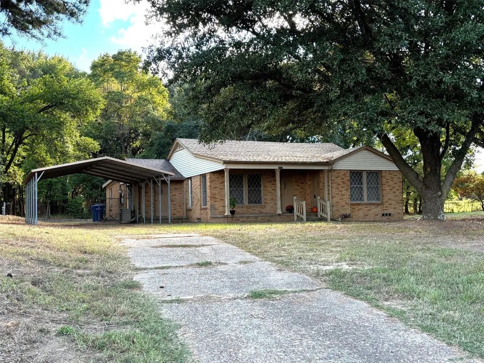 2431 N Jefferson Ave, Mount Pleasant, TX 75455 425,000