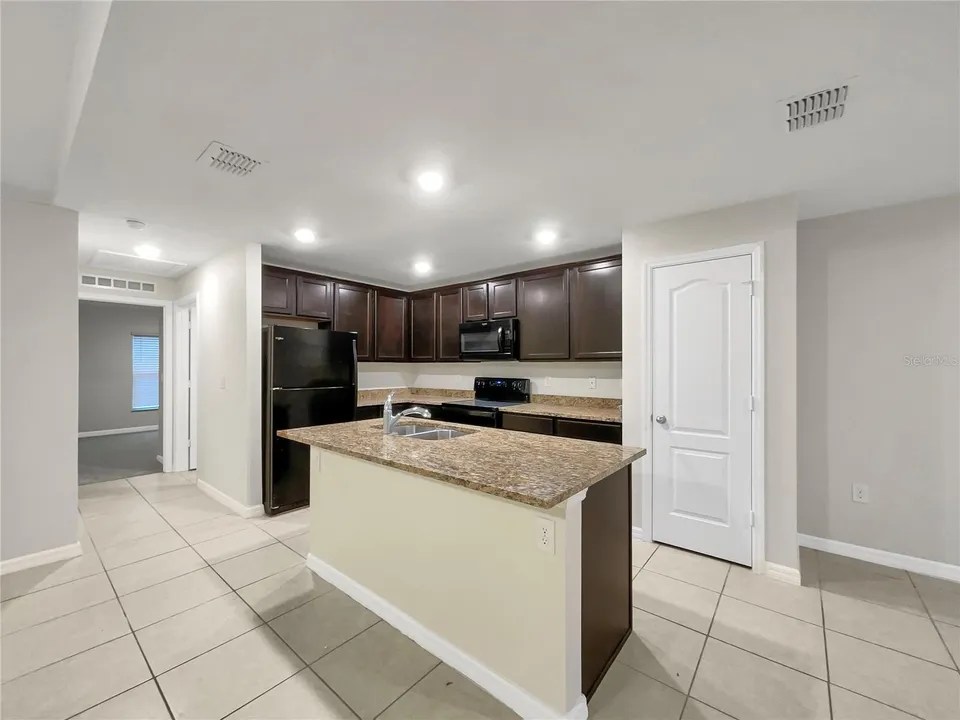 21 Ullman Ct, Palm Coast, FL 32164