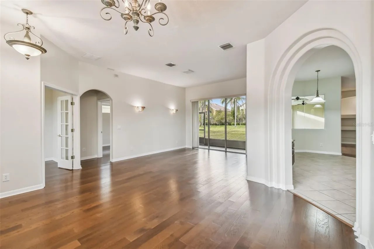 10512 Bermuda Isle Dr, Tampa, FL 33647 Home for Rent