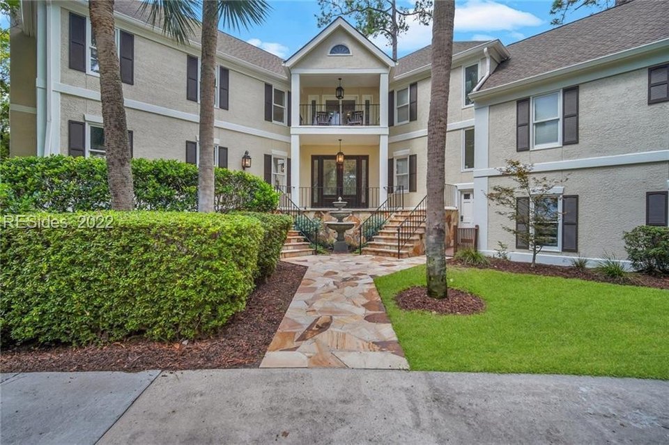 With Ocean View Homes for Sale in Hilton Head, SC