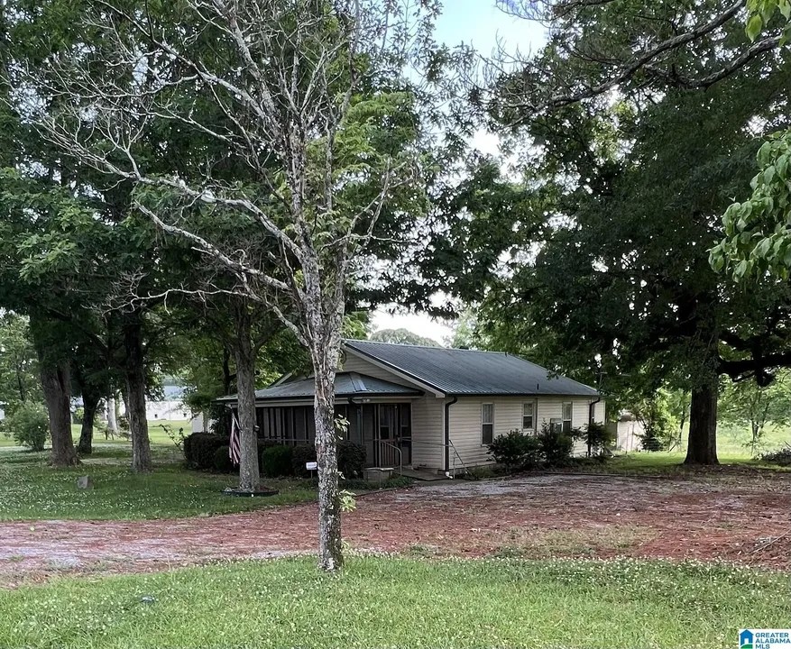 11585 County Road 51, Jemison, AL 35085