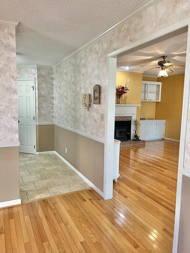 119 Lakeview Ln, Pickensville, AL 35447