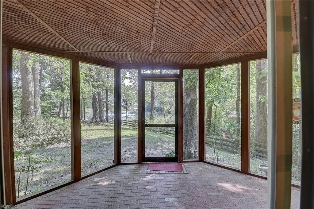 For Sale 8005 Beech Tree Ct, Suffolk, VA 23433