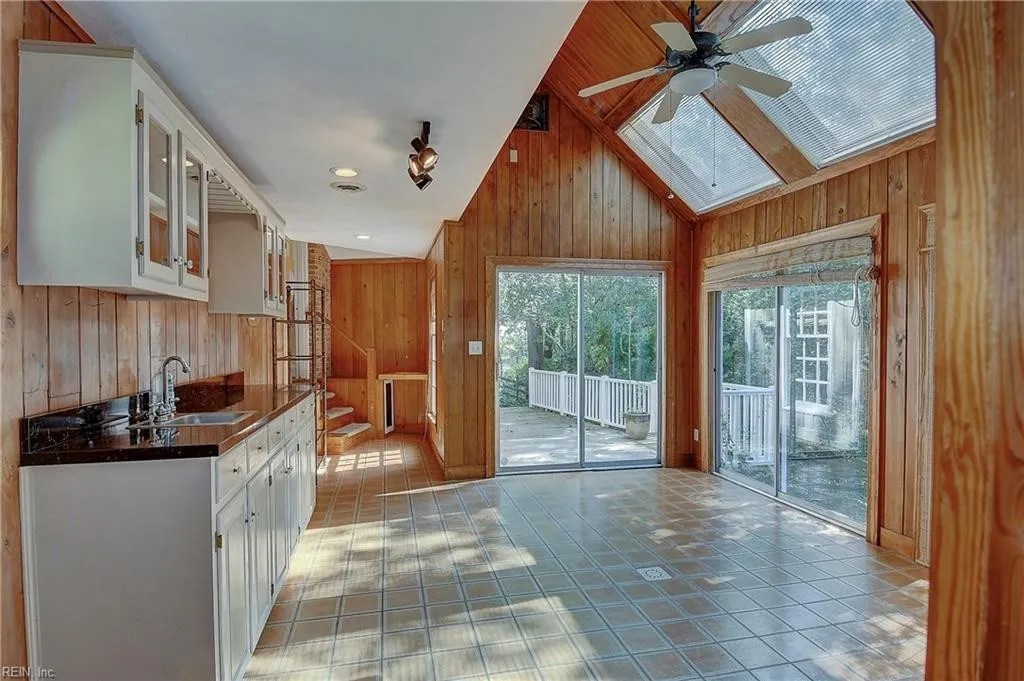 For Sale 8005 Beech Tree Ct, Suffolk, VA 23433