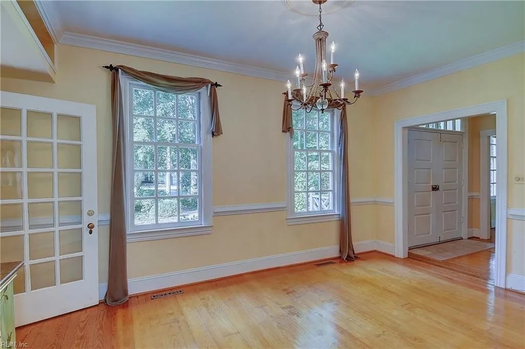 For Sale 8005 Beech Tree Ct, Suffolk, VA 23433
