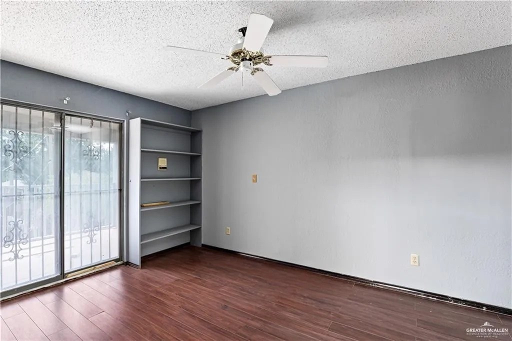 912 S Veterans Blvd, San Juan, TX 78589