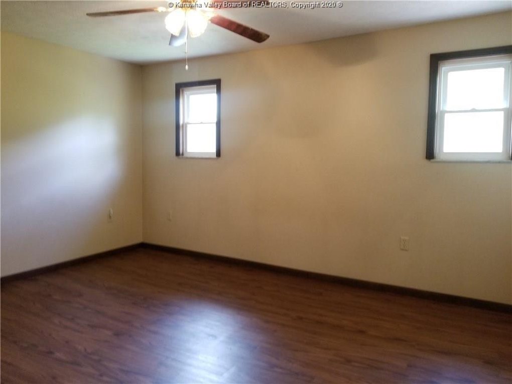 41 Lockhart Fork Rd, Sandyville, WV 25275