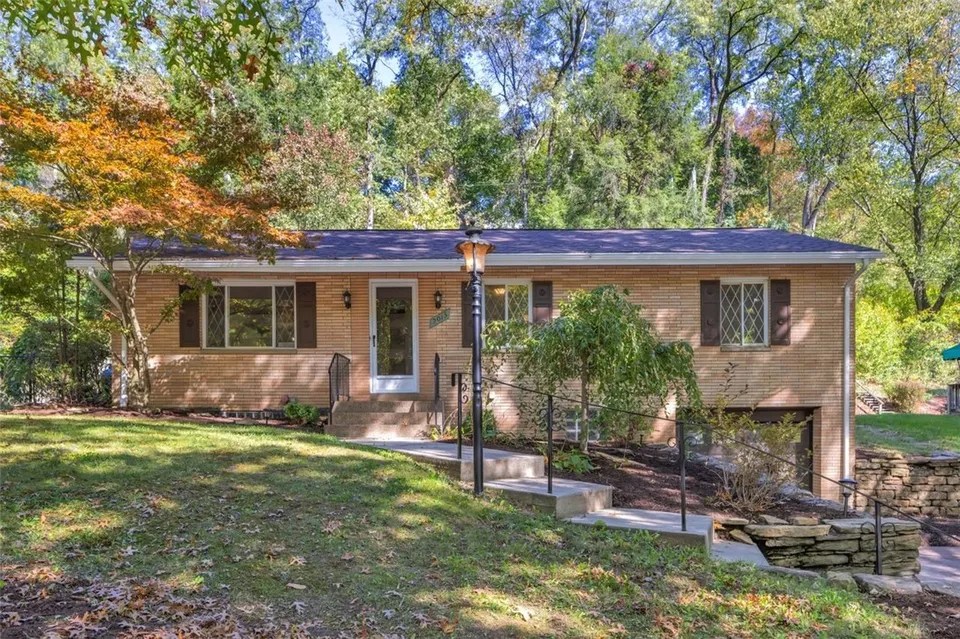 2013 Beulah Rd, Pittsburgh, PA 15235 219,900