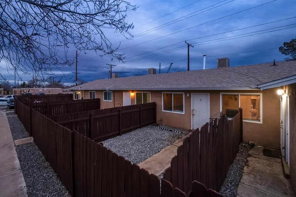 3444 Eastern Ave SE, Albuquerque, NM 87106 549,746