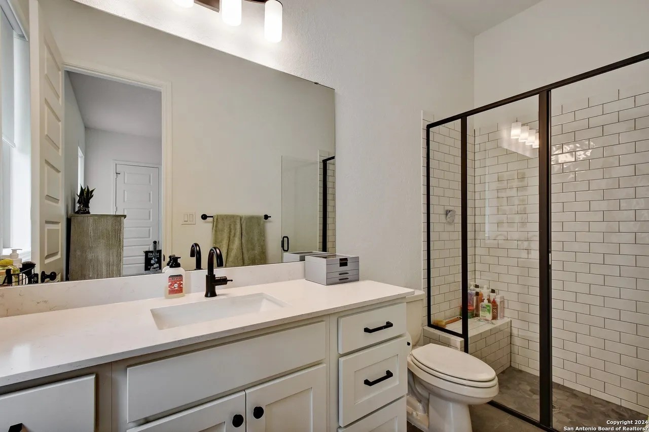 For Sale 28758 Balcones Crk, Boerne, TX 78006