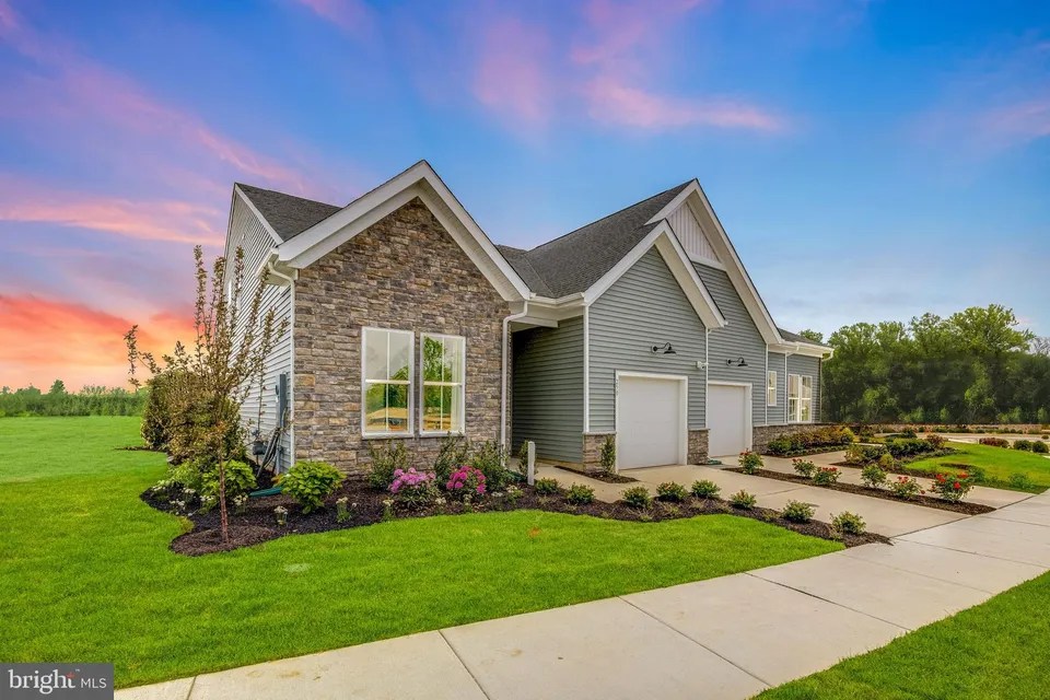 2407 Greyfriar Loop, Middletown, DE 19709 459,900