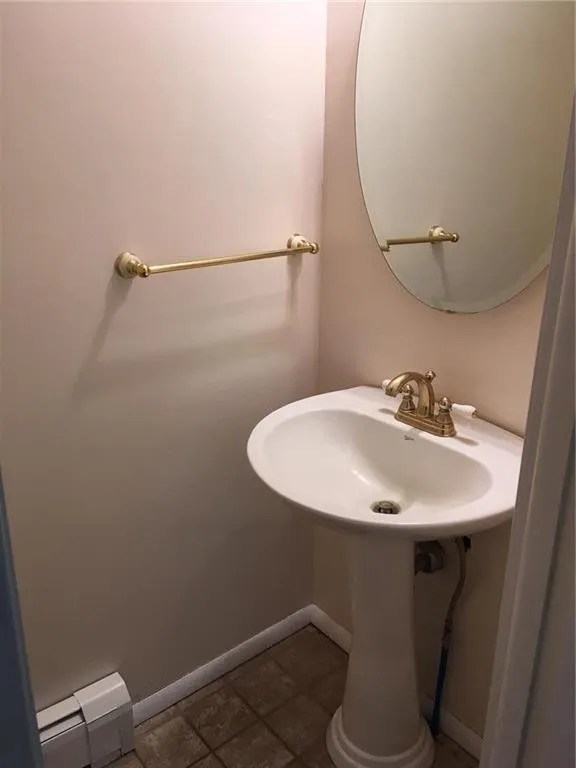 2,100 8935 S Kings Hwy, Lower Milford Township, PA 18041