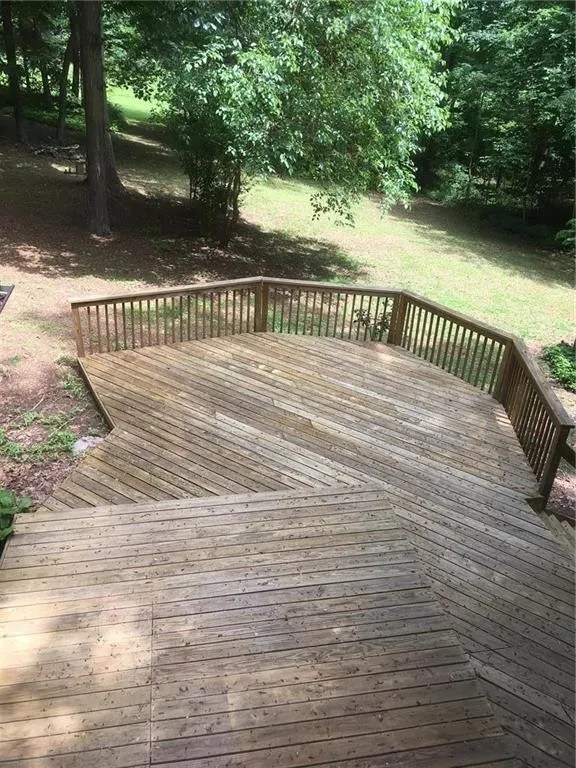 2,100 8935 S Kings Hwy, Lower Milford Township, PA 18041