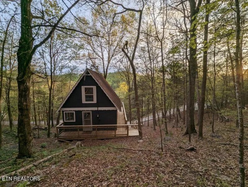 For Sale 252 Hueston Wood Ln, Speedwell, TN 37870