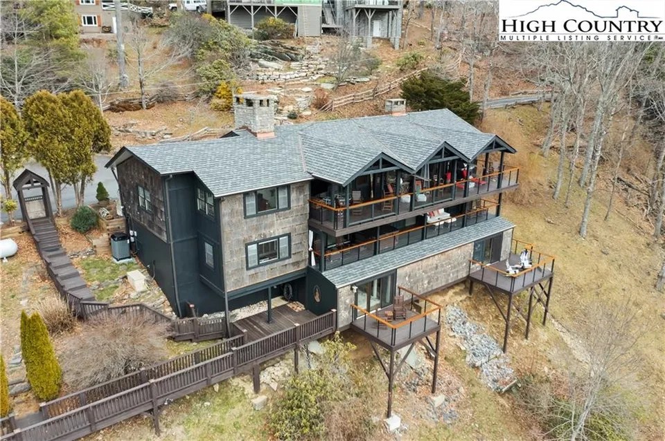 120 Orchard Ln, Blowing Rock, NC 28605