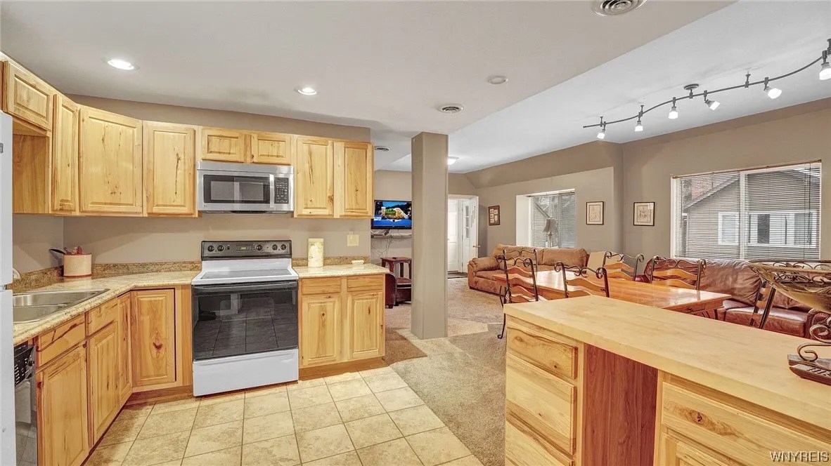 For Sale 6979 Nys Route 242 W, Ellicottville, NY 14731