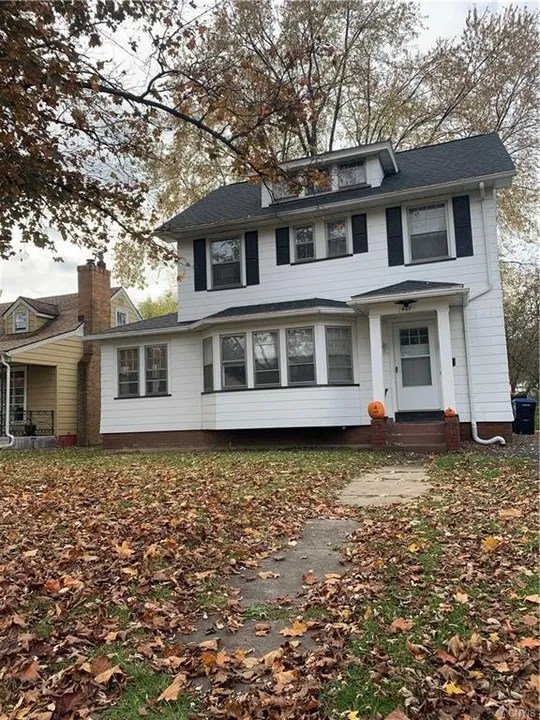 467 Shelford Rd, Rochester, NY 14609