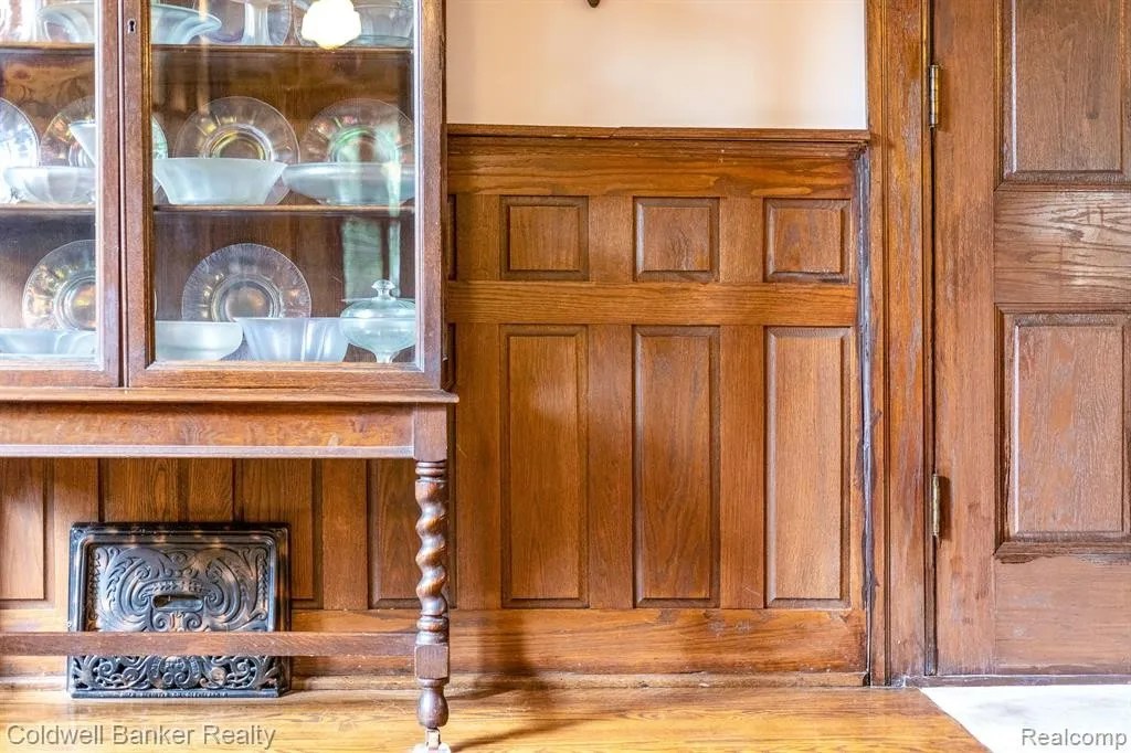 For Sale 5051 Whipple Lake Rd, Independence, MI 48348