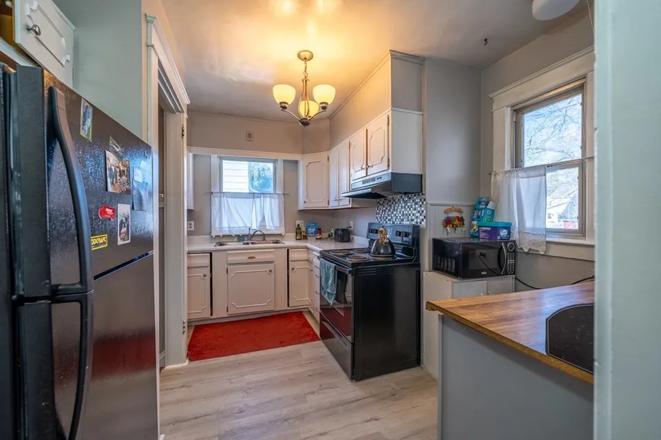 112 Glen Ave, Elmira, NY 14905