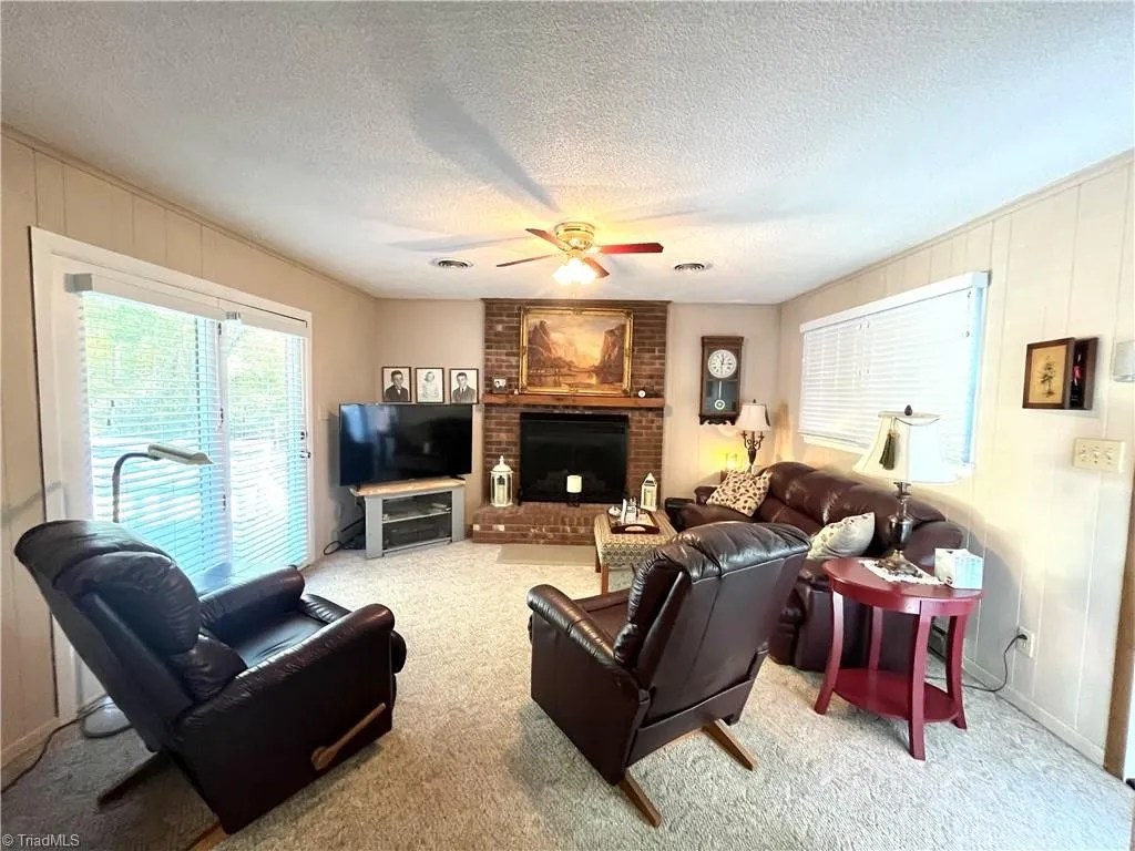 For Sale 6505 Staffordshire Dr, High Point, NC 27263