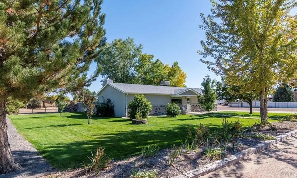 826 Consolidation Ln, Pueblo, CO 81006 405,000