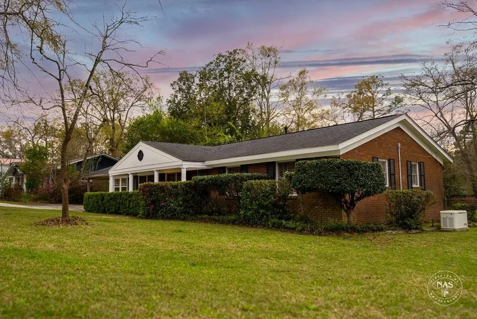 1245 Denton Rd, Dothan, AL 36303