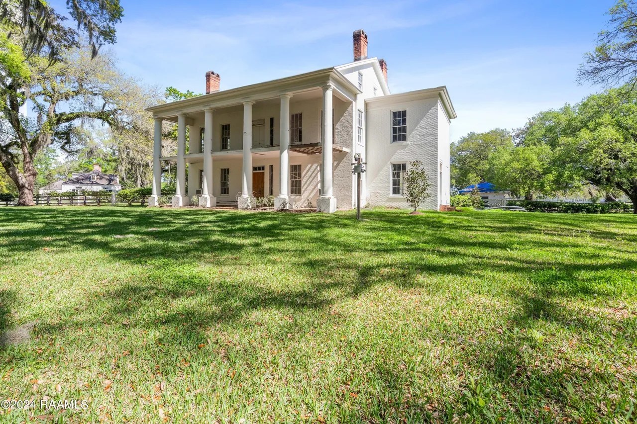 For Sale 9805 Old Jeanerette Rd, Jeanerette, LA 70544