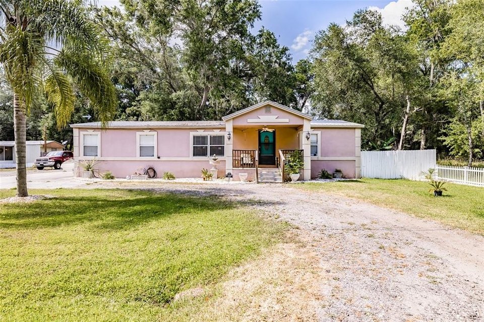 Page 11 Country Aire Village, Zephyrhills North, FL Real Estate